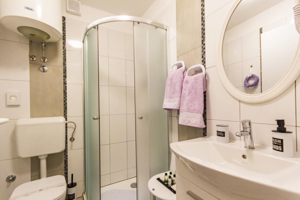 Center Apartment Lori Póla Kültér fotó